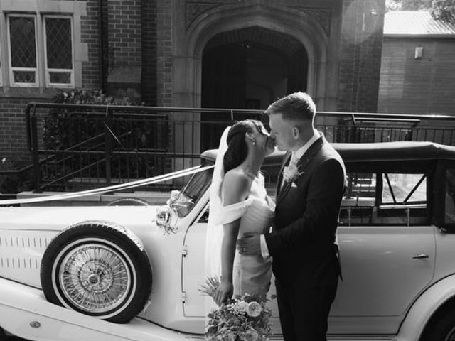 James and Sophie's Wedding in Eaton, Cheshire 19