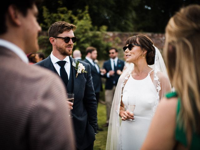 Simon and Lisa&apos;s Wedding in Ledbury, Herefordshire 40