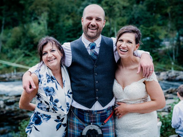 Dan and Rebecca&apos;s Wedding in Pitlochry, Perthshire 20