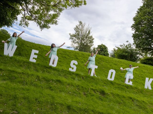 Dave and Nickie's Wedding in Dundee, Fife &amp; Angus 11