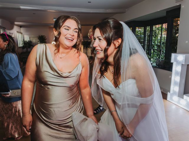 Ewan and Laura's Wedding in Lincoln, Lincolnshire 11