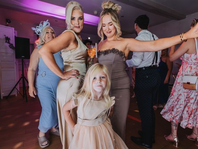 Ewan and Laura's Wedding in Lincoln, Lincolnshire 17