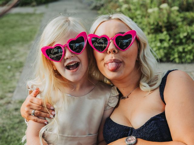 Ewan and Laura's Wedding in Lincoln, Lincolnshire 28