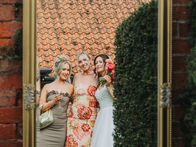 Ewan and Laura's Wedding in Lincoln, Lincolnshire 33