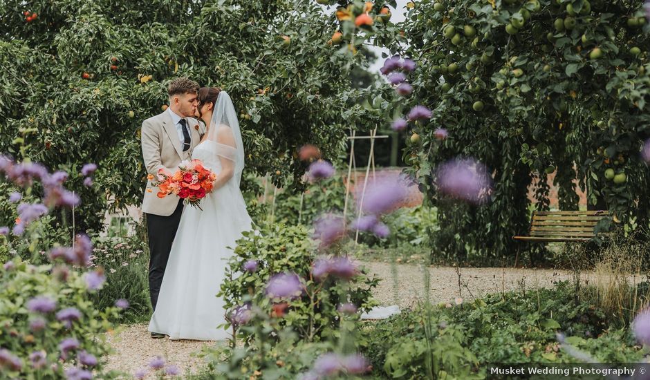 Ewan and Laura's Wedding in Lincoln, Lincolnshire