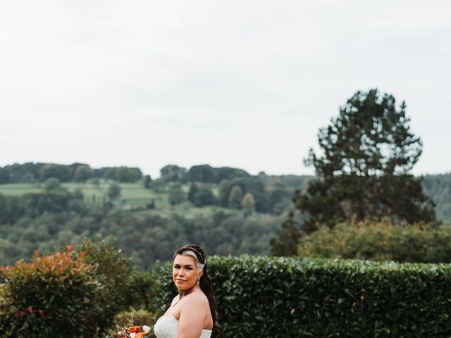 Thomas and Leanne's Wedding in Grindleford, Derbyshire 4