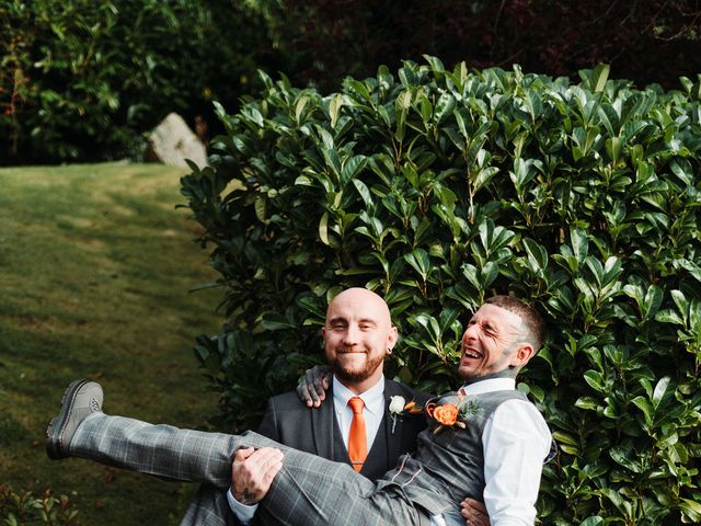 Thomas and Leanne's Wedding in Grindleford, Derbyshire 6