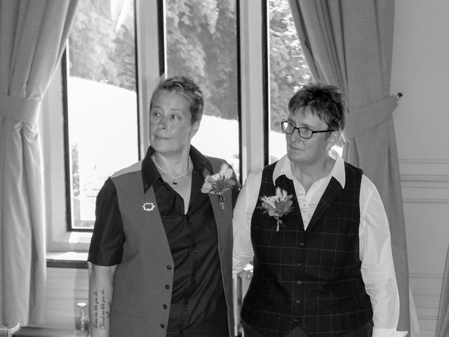 Caroline and Jane&apos;s Wedding in Sheffield, South Yorkshire 6