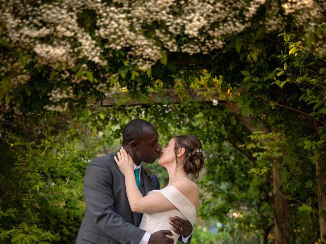 Emma-Jane and Ian&apos;s Wedding in Alfriston, East Sussex 15