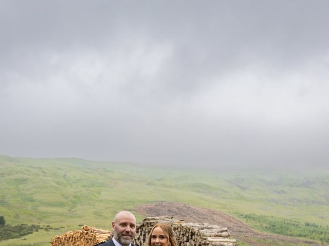 Mark and Gemma&apos;s Wedding in Dundee, Fife &amp; Angus 4