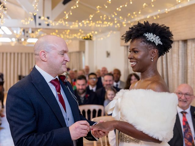 Neil and Sharon's Wedding in Chelmsford, Essex 18