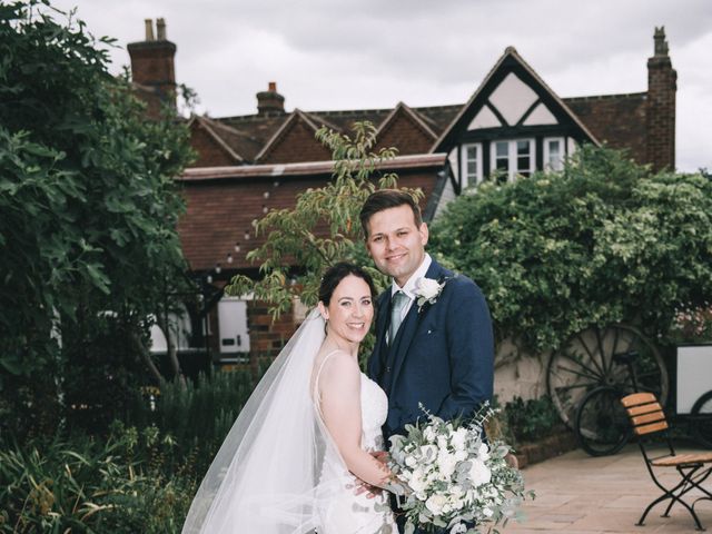 Alex and Emma&apos;s Wedding in Nr Worcester, Worcestershire 10