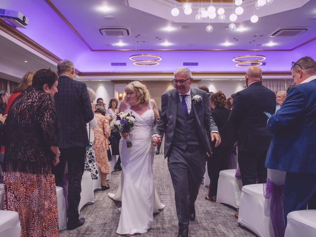 Vina and David&apos;s Wedding in Swindon, Wiltshire 1