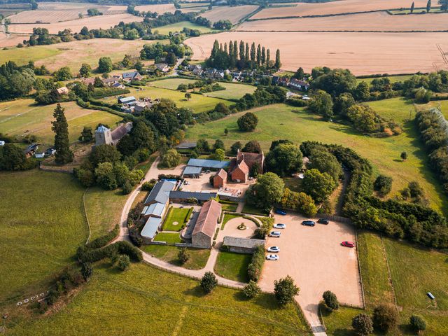 Ollie and Karlie&apos;s Wedding in Northampton, Northamptonshire 1