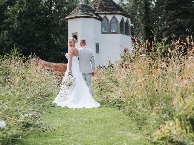 Simon and Rachael&apos;s Wedding in Ledbury, Herefordshire 1