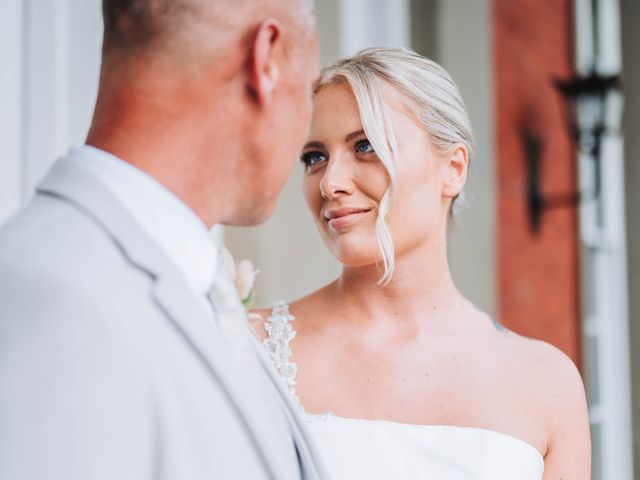 Simon and Rachael&apos;s Wedding in Ledbury, Herefordshire 7