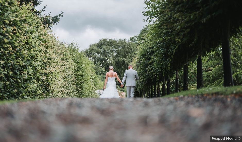 Simon and Rachael's Wedding in Ledbury, Herefordshire