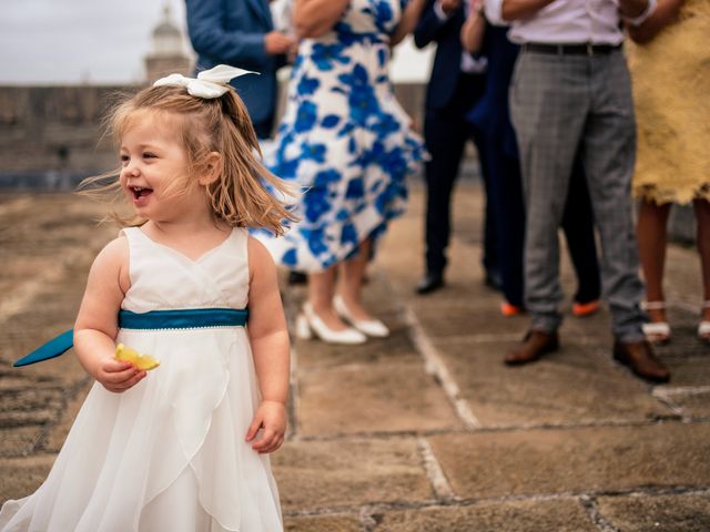 Lauren and Shane's Wedding in Old Portsmouth, Hampshire 24