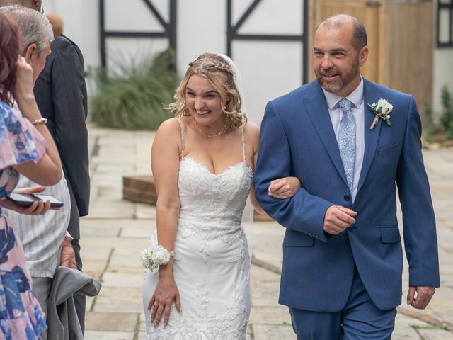 Blake and Samantha&apos;s Wedding in East Grinstead, West Sussex 15