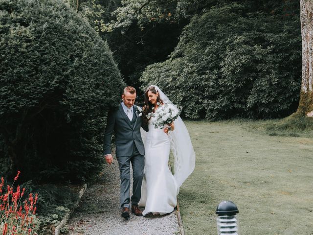 Stuart Meakin  and Kirsty Meakin 's Wedding in Windermere, Cumbria 11