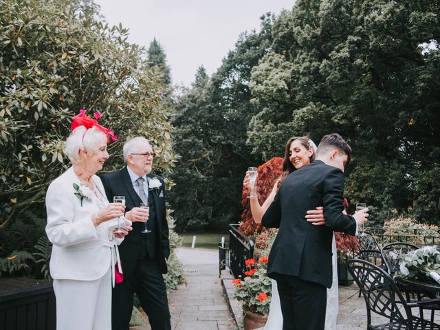 Stuart Meakin  and Kirsty Meakin 's Wedding in Windermere, Cumbria 14