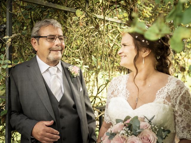 Vince and Denise's Wedding in Chester, Cheshire 15