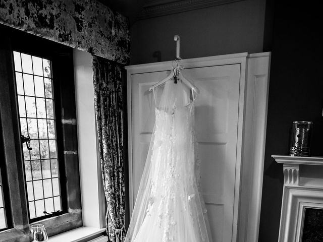 Megan and Andy's Wedding in Knutsford, Cheshire 9