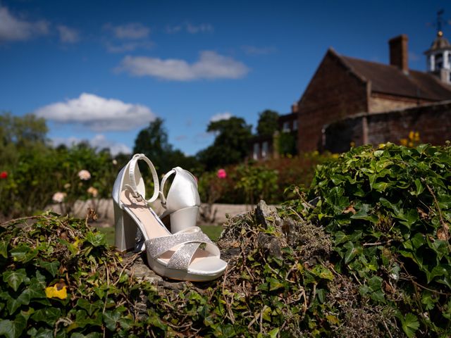 Tom and Sophie&apos;s Wedding in Craven Arms, Co Down 7