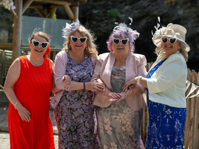 Gareth and Jola's Wedding in Ilfracombe, Devon 15