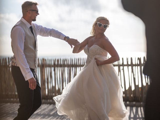 Gareth and Jola's Wedding in Ilfracombe, Devon 24