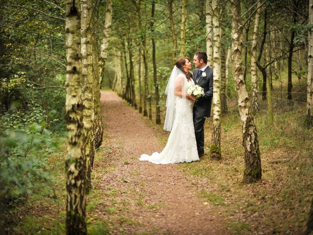 Lucy and Jason&apos;s Wedding in Swithland, Leicestershire 16