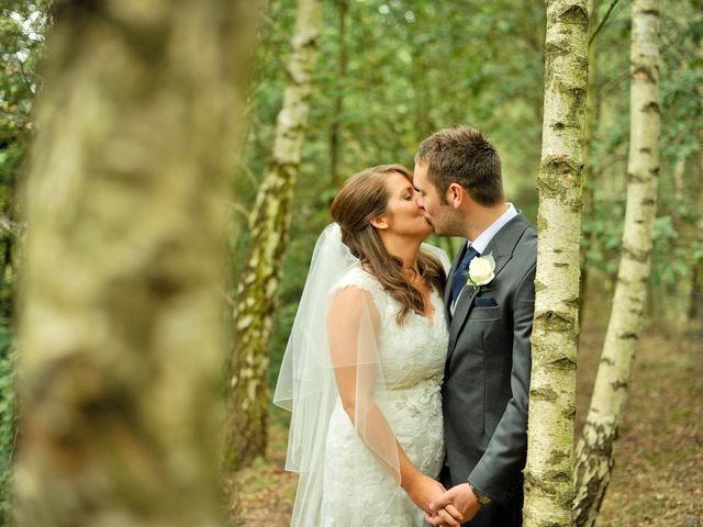 Lucy and Jason&apos;s Wedding in Swithland, Leicestershire 2