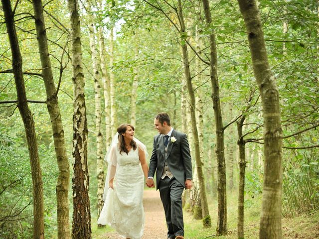 Lucy and Jason&apos;s Wedding in Swithland, Leicestershire 19