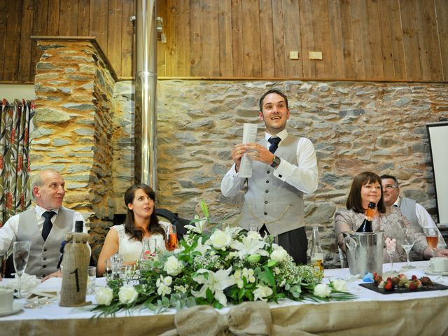 Lucy and Jason&apos;s Wedding in Swithland, Leicestershire 24