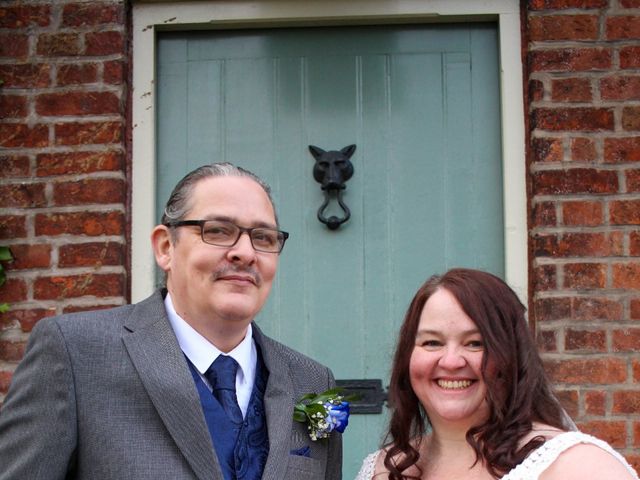 Christopher   and Michelle  &apos;s Wedding in Eaton, Cheshire 14