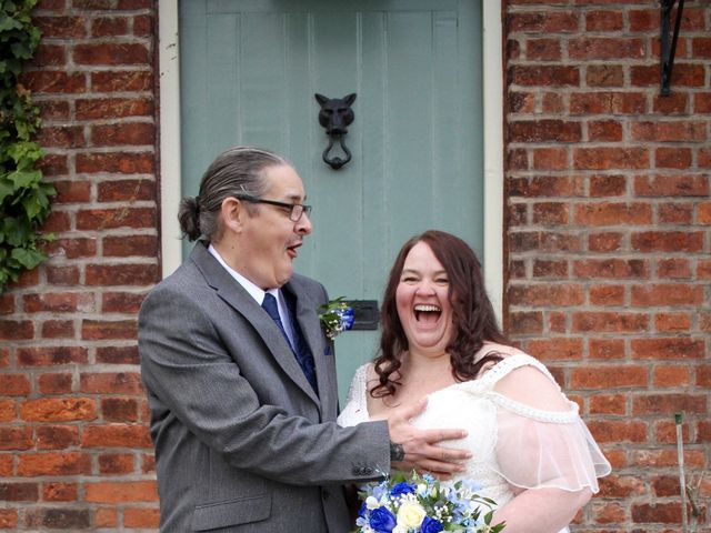 Christopher   and Michelle  &apos;s Wedding in Eaton, Cheshire 16