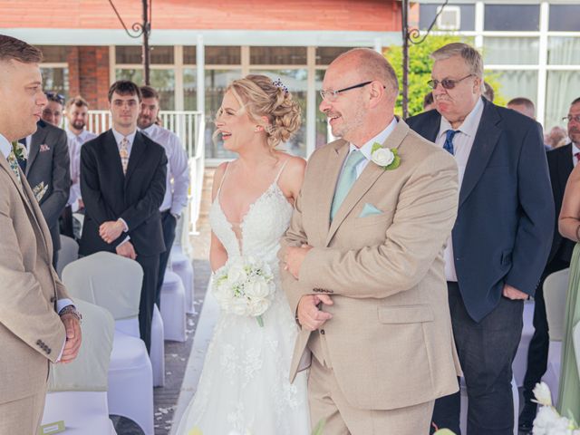 Natasha and Alex&apos;s Wedding in Stourport On Severn, Worcestershire 14