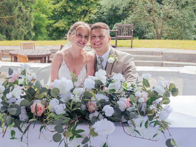 Natasha and Alex&apos;s Wedding in Stourport On Severn, Worcestershire 20