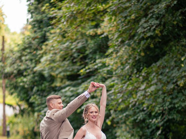 Natasha and Alex&apos;s Wedding in Stourport On Severn, Worcestershire 1