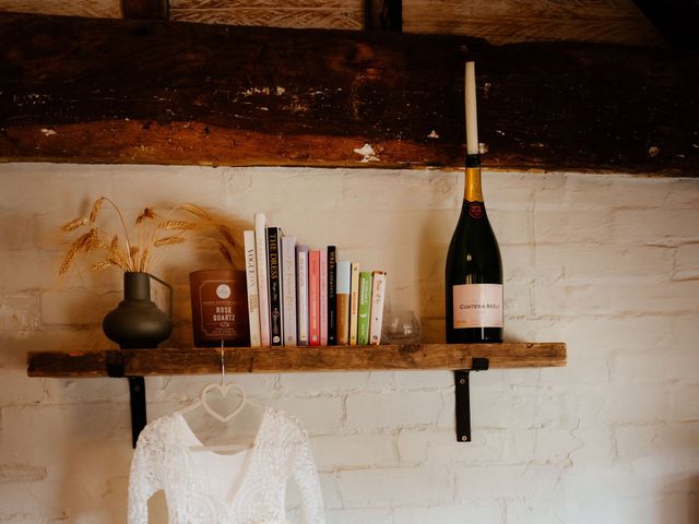 Ashley and Tiffany's Wedding in Silchester, Hampshire 7
