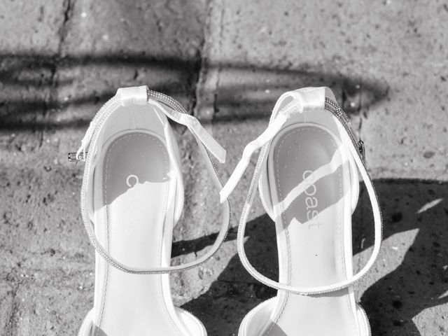 Ashley and Tiffany's Wedding in Silchester, Hampshire 17
