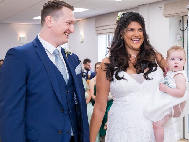 Oliver and Tamara&apos;s Wedding in Hatfield, Hertfordshire 8