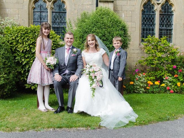 Robert and Rachel&apos;s Wedding in Christchurch, Dorset 26