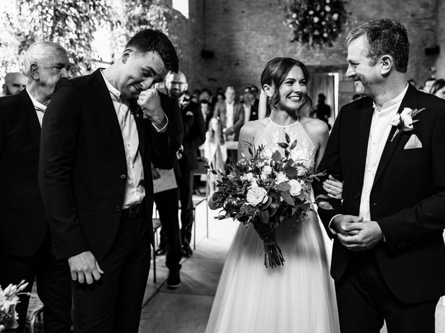 Joe and Molly&apos;s Wedding in Cirencester, Gloucestershire 19