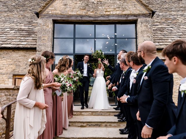 Joe and Molly&apos;s Wedding in Cirencester, Gloucestershire 22