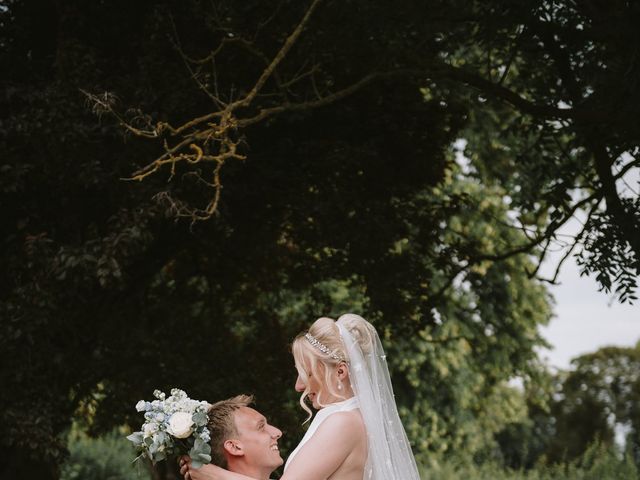Brett and Jade's Wedding in Newark, Nottinghamshire 104