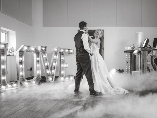 Brett and Jade's Wedding in Newark, Nottinghamshire 149