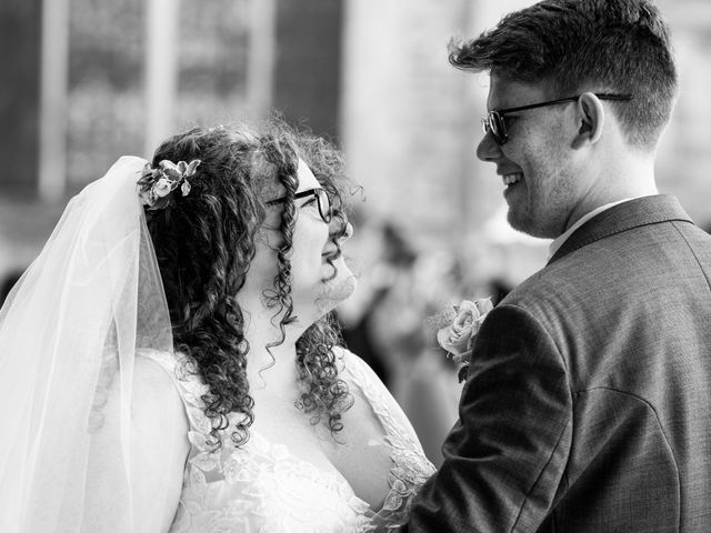 Thalia and Darren&apos;s Wedding in Cirencester, Gloucestershire 7