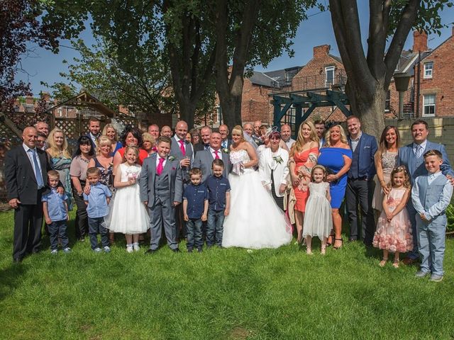 Shaun and Donna&apos;s Wedding in Jesmond, Tyne &amp; Wear 43