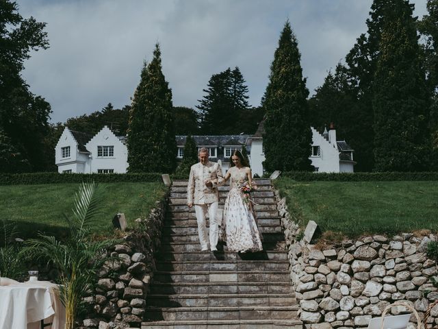 Hannah and Bunty&apos;s Wedding in Culloden Inverness, Inverness 58